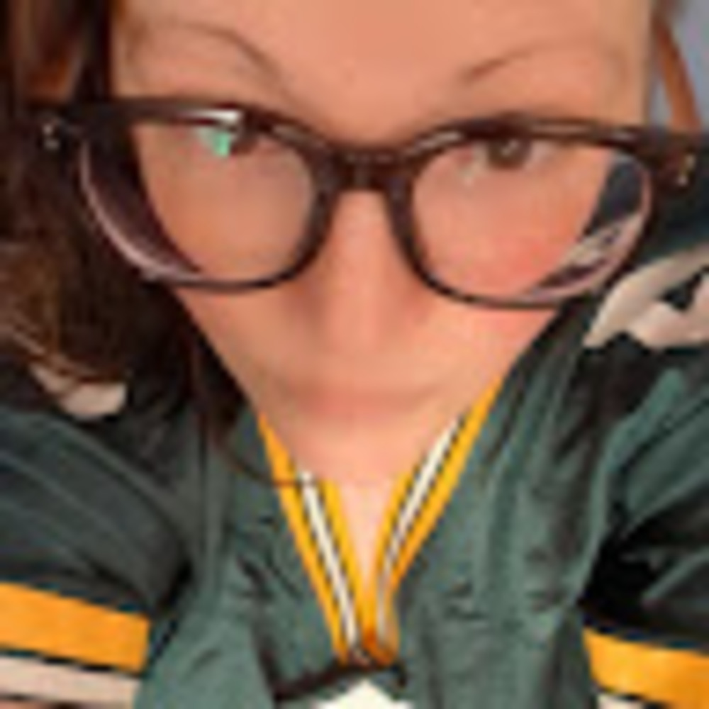 Meet your Posher, Courtney
